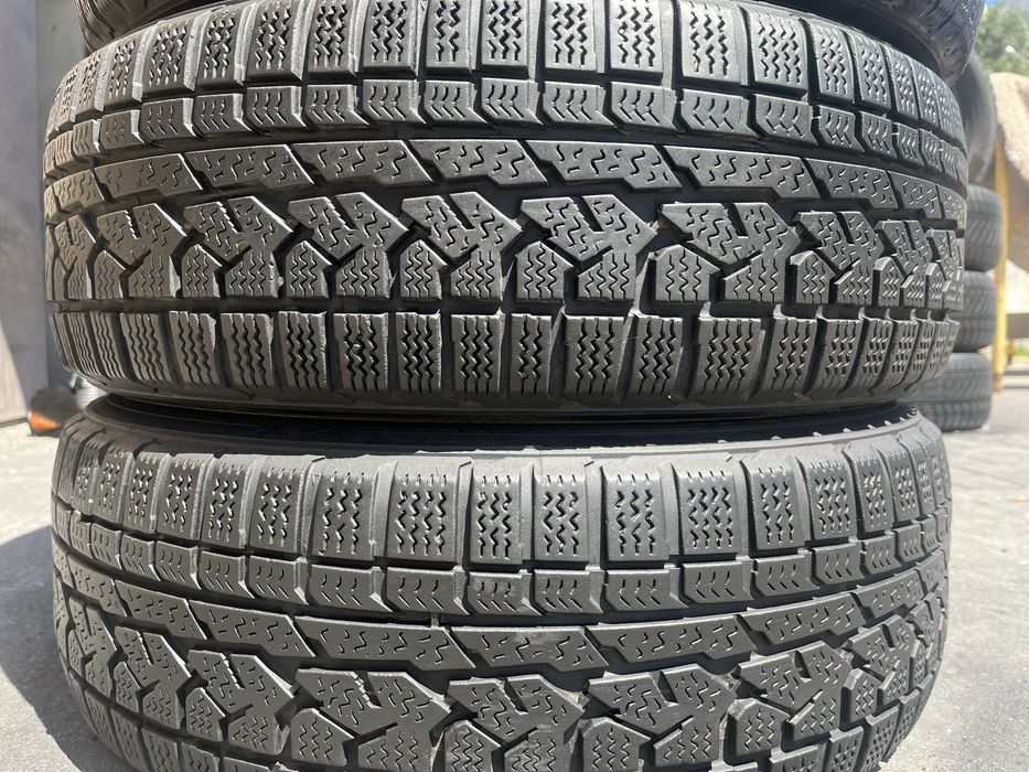 Шини 215/60 R17 Kumho IZEN Asymmetric резина бу зима