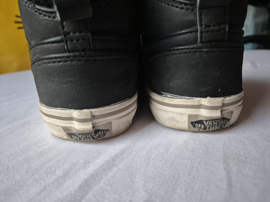 Buty VANS delikatnie ocieplane na chłodniejsze dni