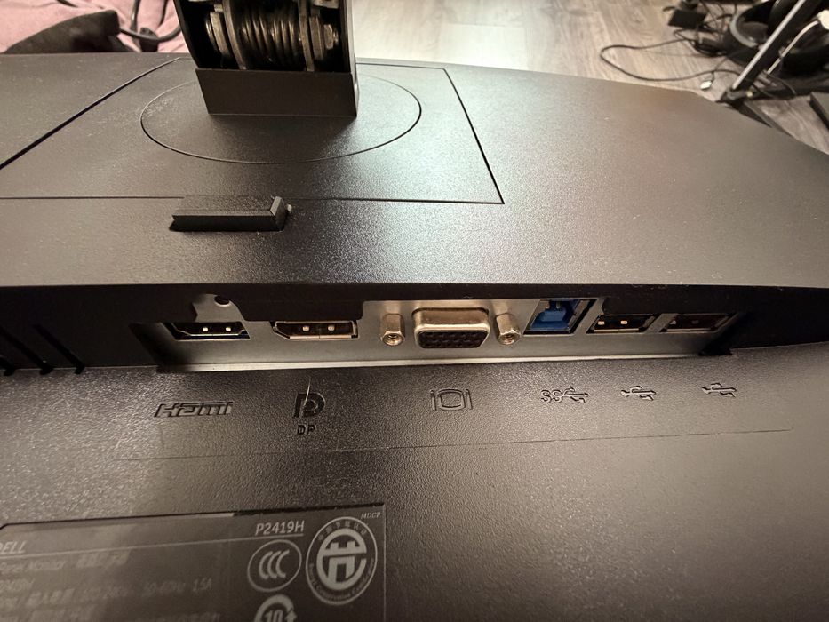 Монітор Dell P2419H 24” IPS — відмінний стан