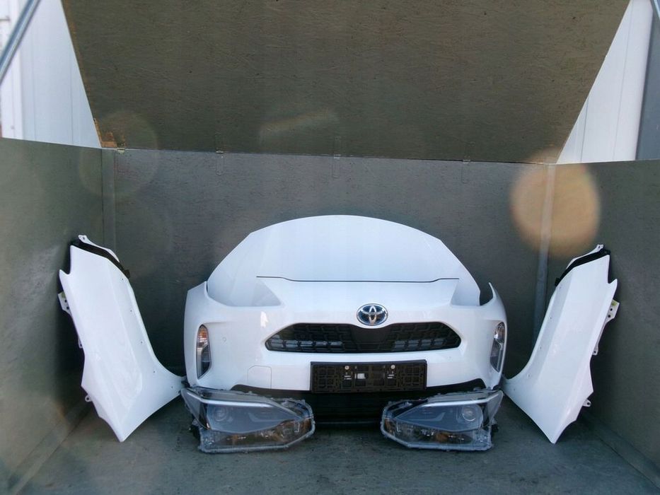 toyota yaris cross 1,5 hybryda przód blacharski komplet