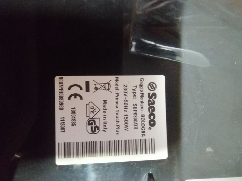 Продам по запчастинах кофемашина saeco