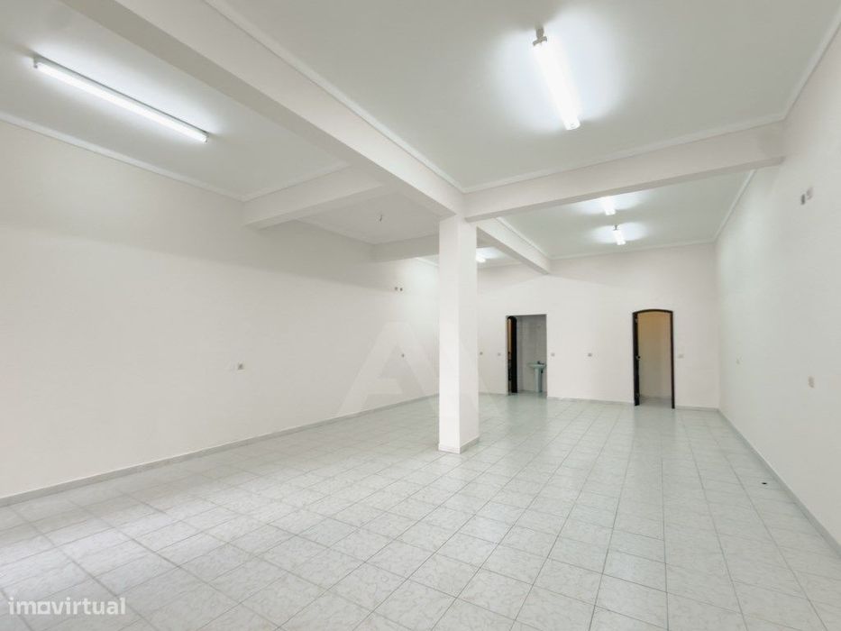 Loja Remodelada no Cacém