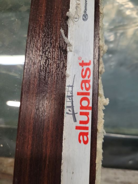 Okna plastikowe brąz mahoń super stan