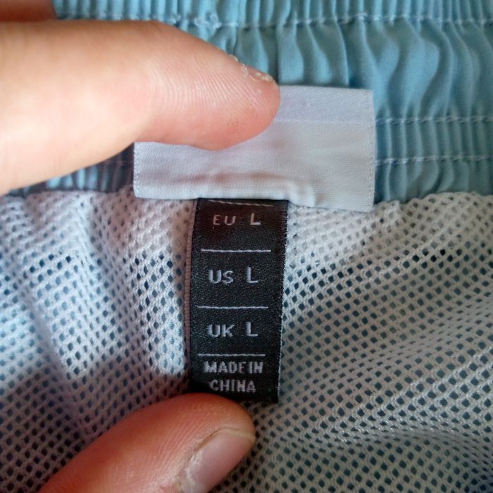 Продам Шорти ELIS