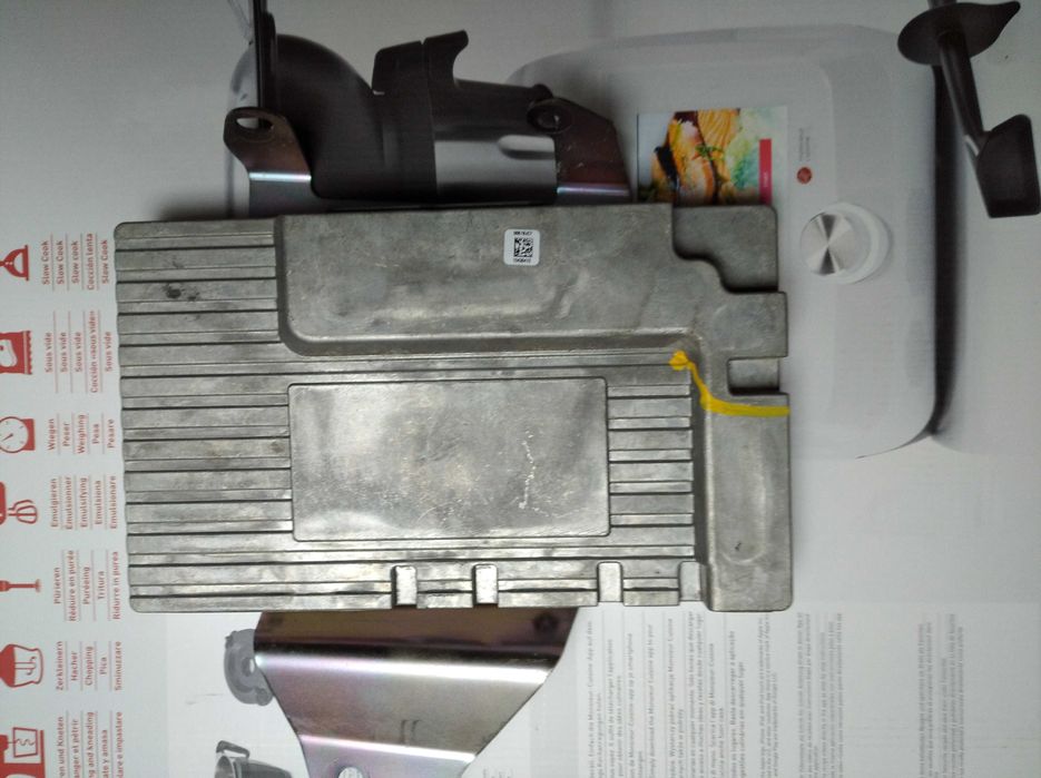 Jeep Grand Cherokee Wzmacniacz 2011-17 Części