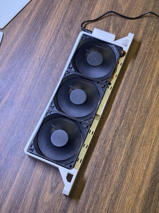 Бюджетне Охолодження для інвертора Deye 5-30кВт | 3×92 мм | 12В | Комплект
