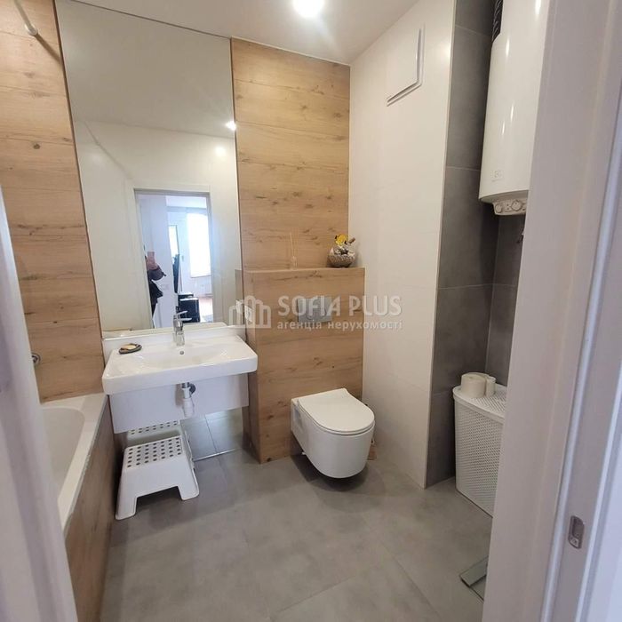 Ексклюзив, без комісії, срочно! 2к, Днепровская наб. 16д, новий дім