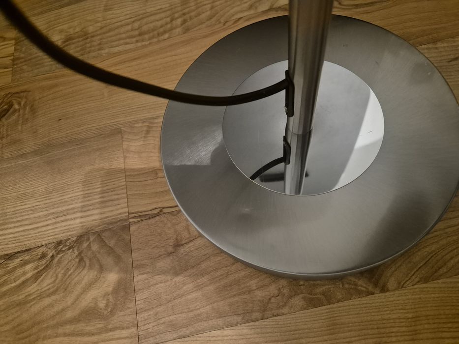 Lampa stojąca ledowa