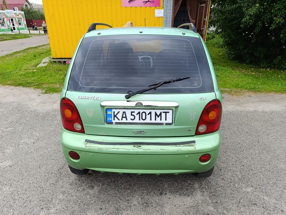 Легковий автомобіль cherry QQ