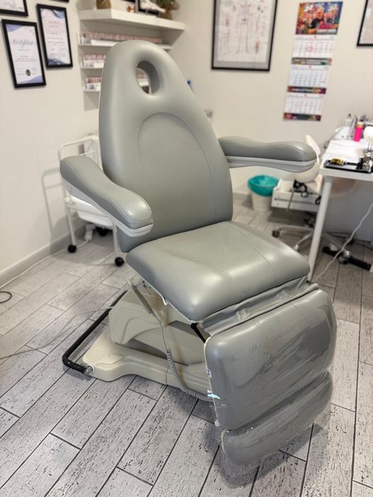 Fotel kosmetyczny elektryczny Basic