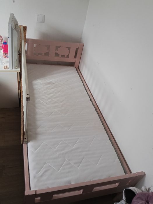 Vendo Estrado Infantil+ Cama