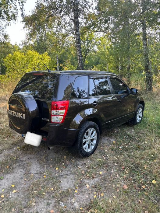 Продам Suzuki Grand Vitara 2014