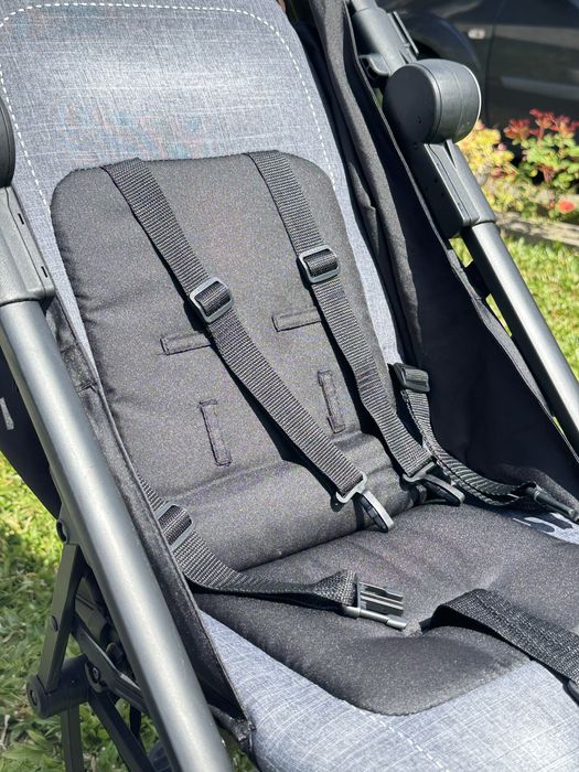 Carrinho Chicco Minimo Black Night 0+ ate 15 kg