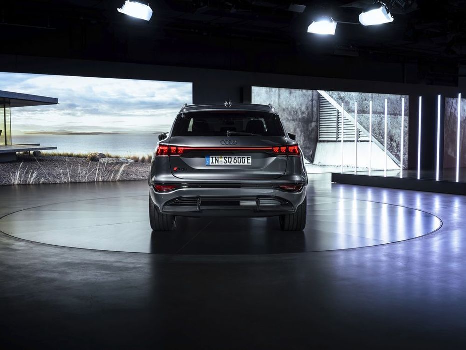 Audi SQ6 e-tron quattro 100 kWh