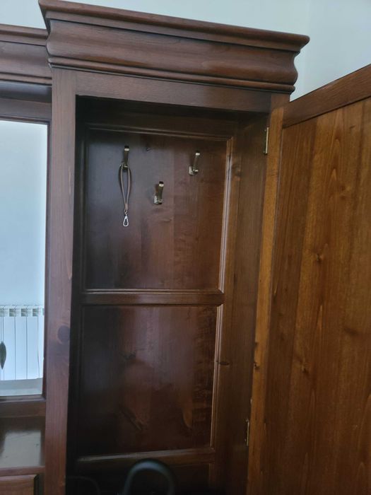 Movel de entrada com bengaleiro, estilo Luis Filipe