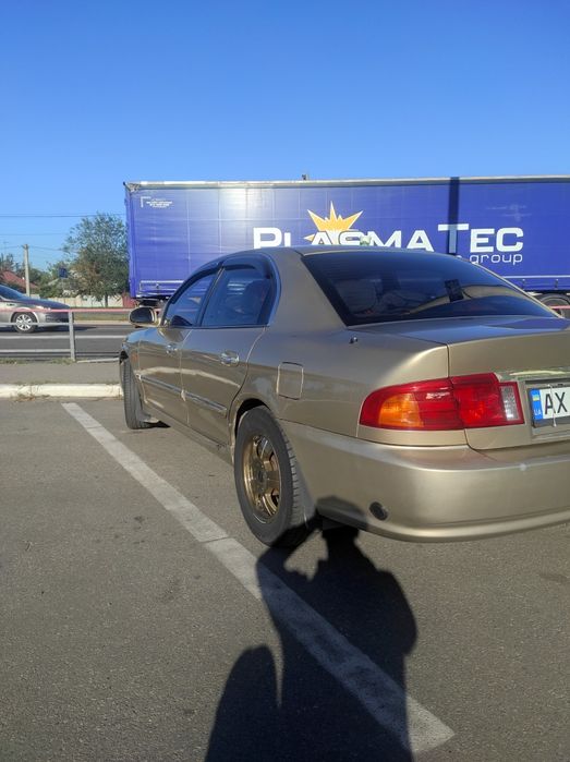 KiA magentis 2002