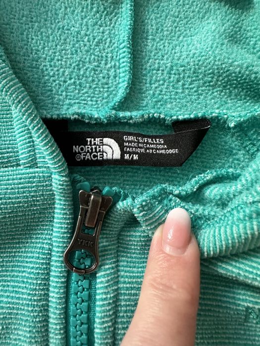 Фліска TNF.        .