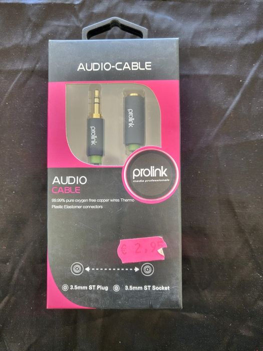 Cabos de áudio novos