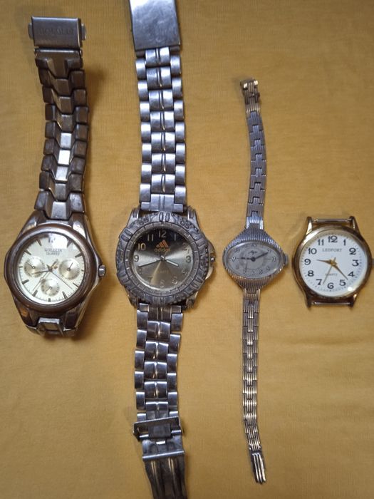 Часи наручні (набір)