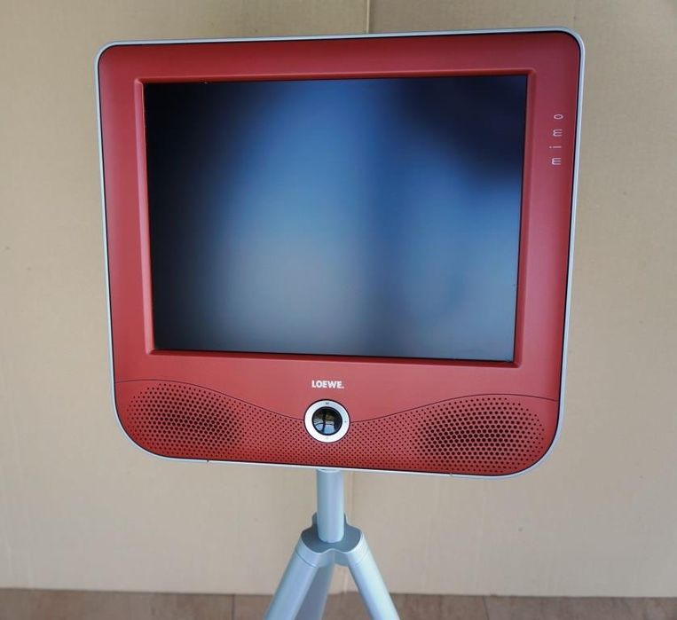 LOEWE Mimo 15 – дизайнерський LCD телевізор