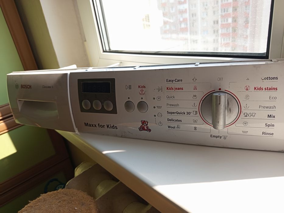 Передня панель Bosch Двигун стиральной машини Bosch Пральна машина LG wd10200nd прямий привід на запчастини