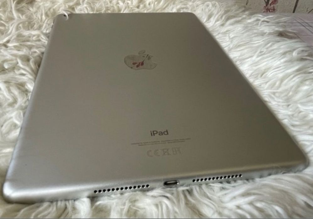 Apple iPad 9ª Geração 64GB Wi-Fi —Estado Impecável