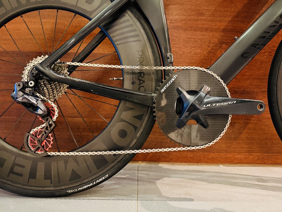 Canyon Speedmax CF 9.0 z pomiarem mocy