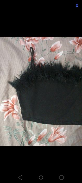 Top z futerkiem shein