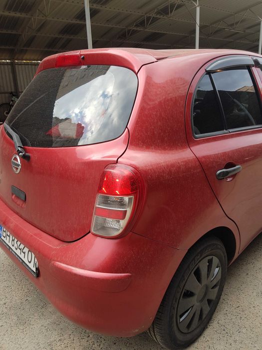 Авто Ниссан Микра