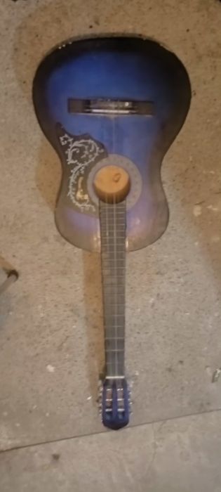 Sprzedam gitarę  klasyczną