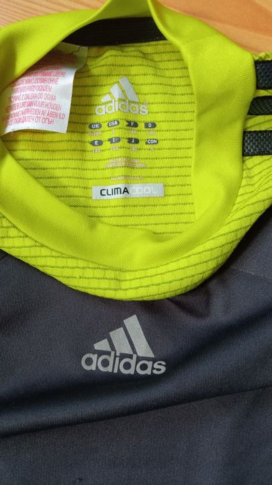 koszulka chłopięcą firmy Adidas