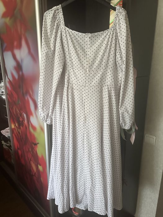 Сукня жіноча вечірня