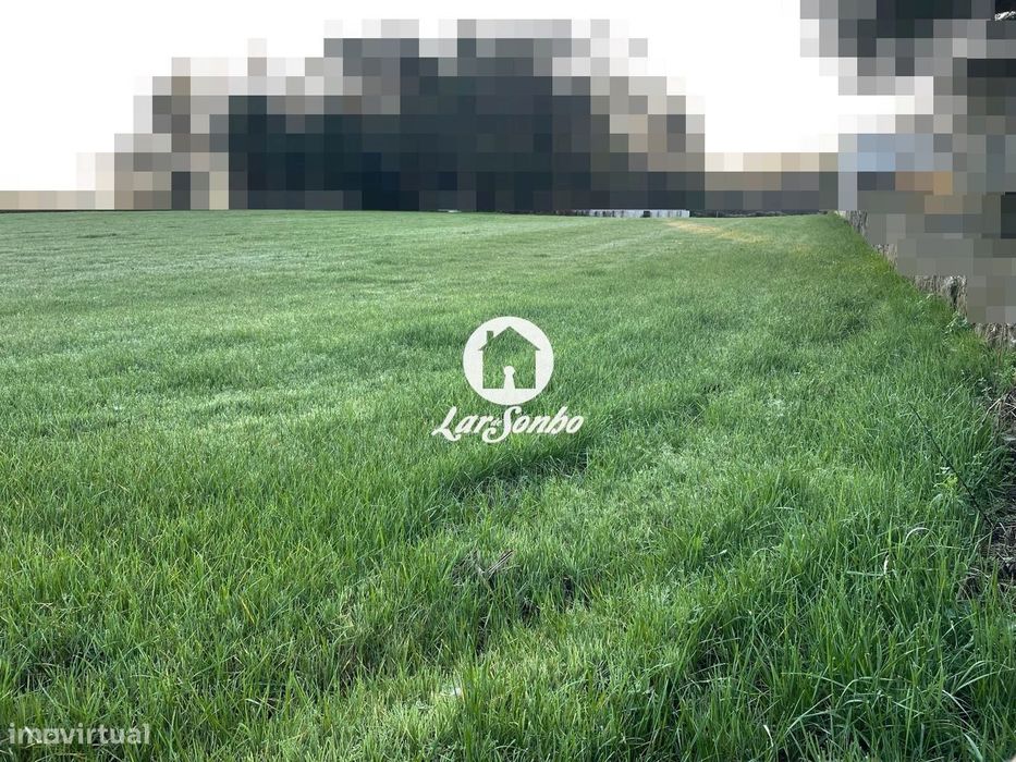 Terreno para construção de Armazém com 820m²  em Balasar