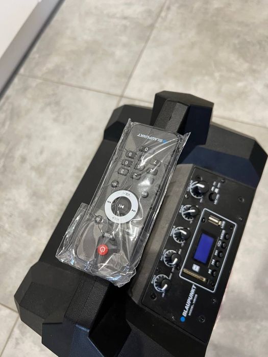 BLAUPUNKT music box MB06 – 500W  Bluetooth  USB  SD  AUX  FM  KARAOKE