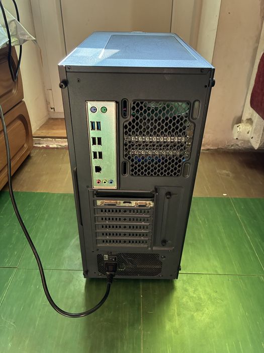 ПК / Рабочая станция на Xeon E5 + SSD / 16 ГБ / ARGB / Готов к работе