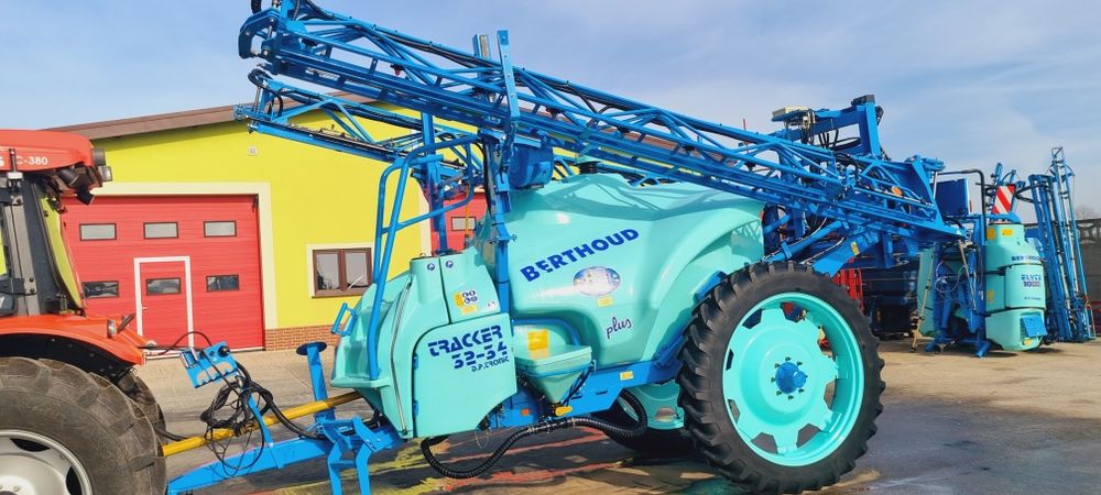 Opryskiwacz Berthoud Tracker 32-34