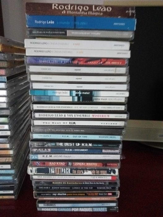 Centenas de CDs de música portuguesa e lusófona (S-Z)