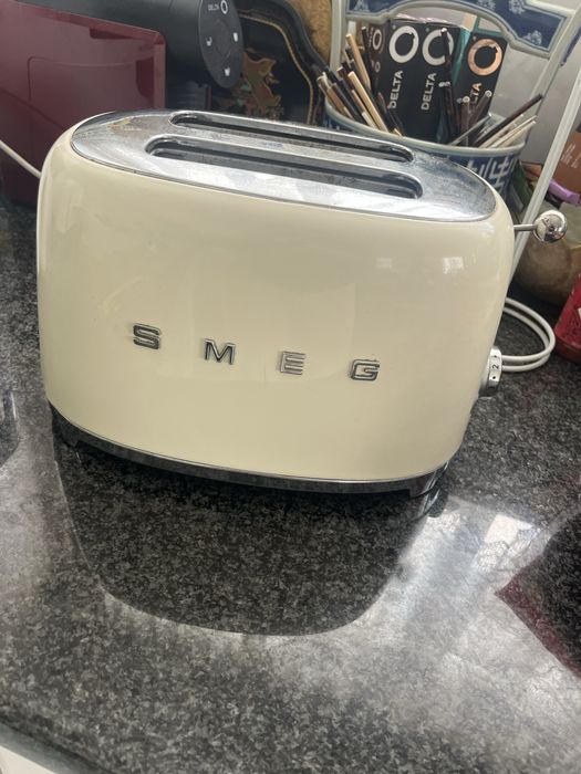 Smeg torradeira em bege