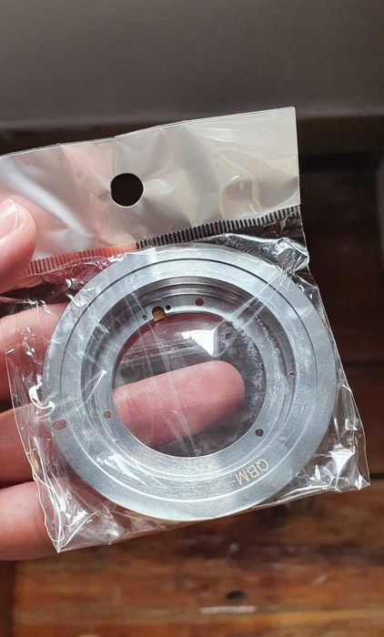 Adaptador / conversor para objetivas Zeiss Rollei QBM para Canon EF