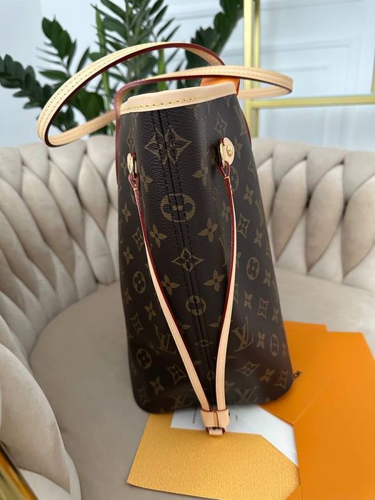 Сумка жіноча Луі Вітон Neverfull  шкіряна в наявності Люкс версія