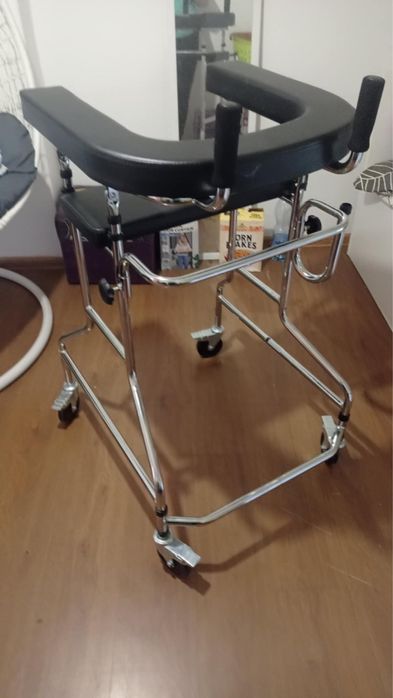 Chodzik z podparciem przedramion – super wygodny, prawie nieużywany!