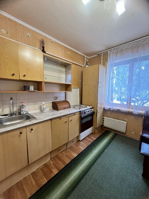 Продам 2 к кв  з меблями та технікою