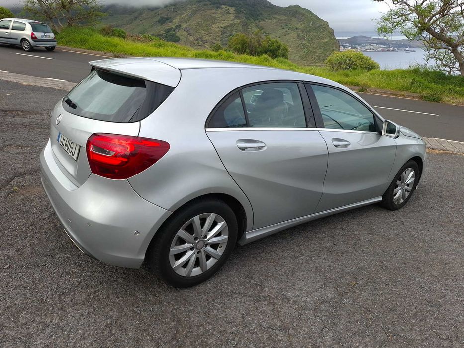 Vendo meu Mercedes Benz A180 d — photo 3