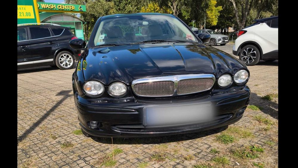 Jaguar X-Type