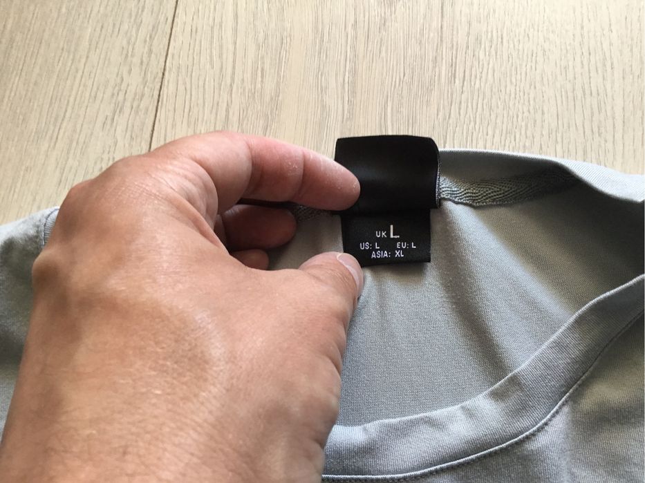 Продам футболку Tapout розмір L