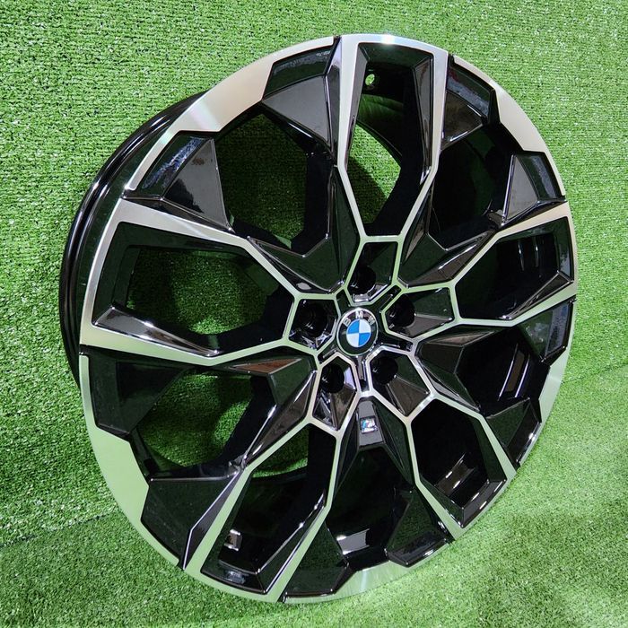 диски 913 стиль 5x120 R22 DIA74.1 BMW X5 F15 E70 X6 F16 E71 DB41