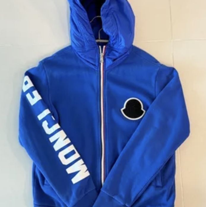 Кофта Moncler синього кольору оригінал зі всіма бірками стан ідеальний