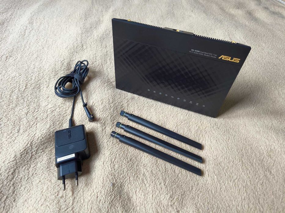 Router ASUS DSL-AC68U (1900Mb/s a/b/g/n/ac Aneks A/B, USB 3.0)