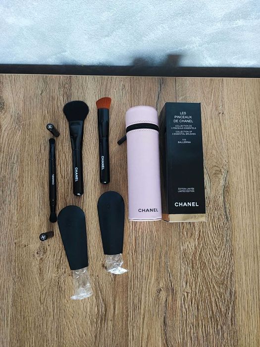 Zestaw pędzli Chanel Codes Couleur Limited Edition