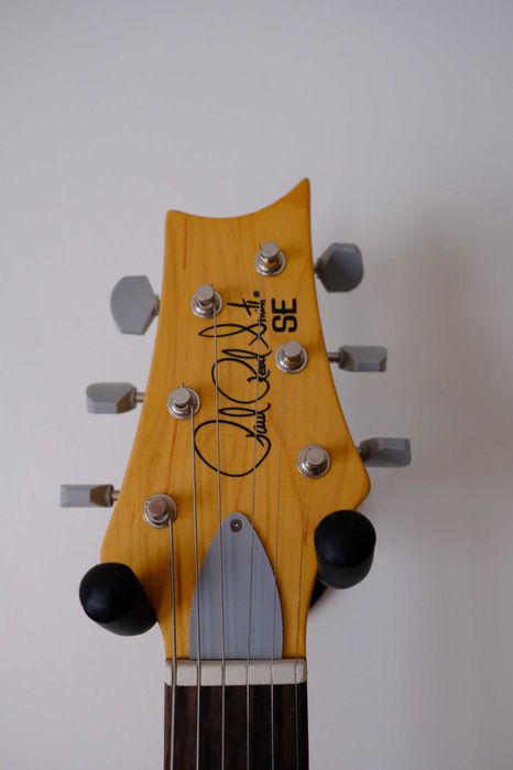 Guitarra PRS Silver Sky SE Dragon Fruit